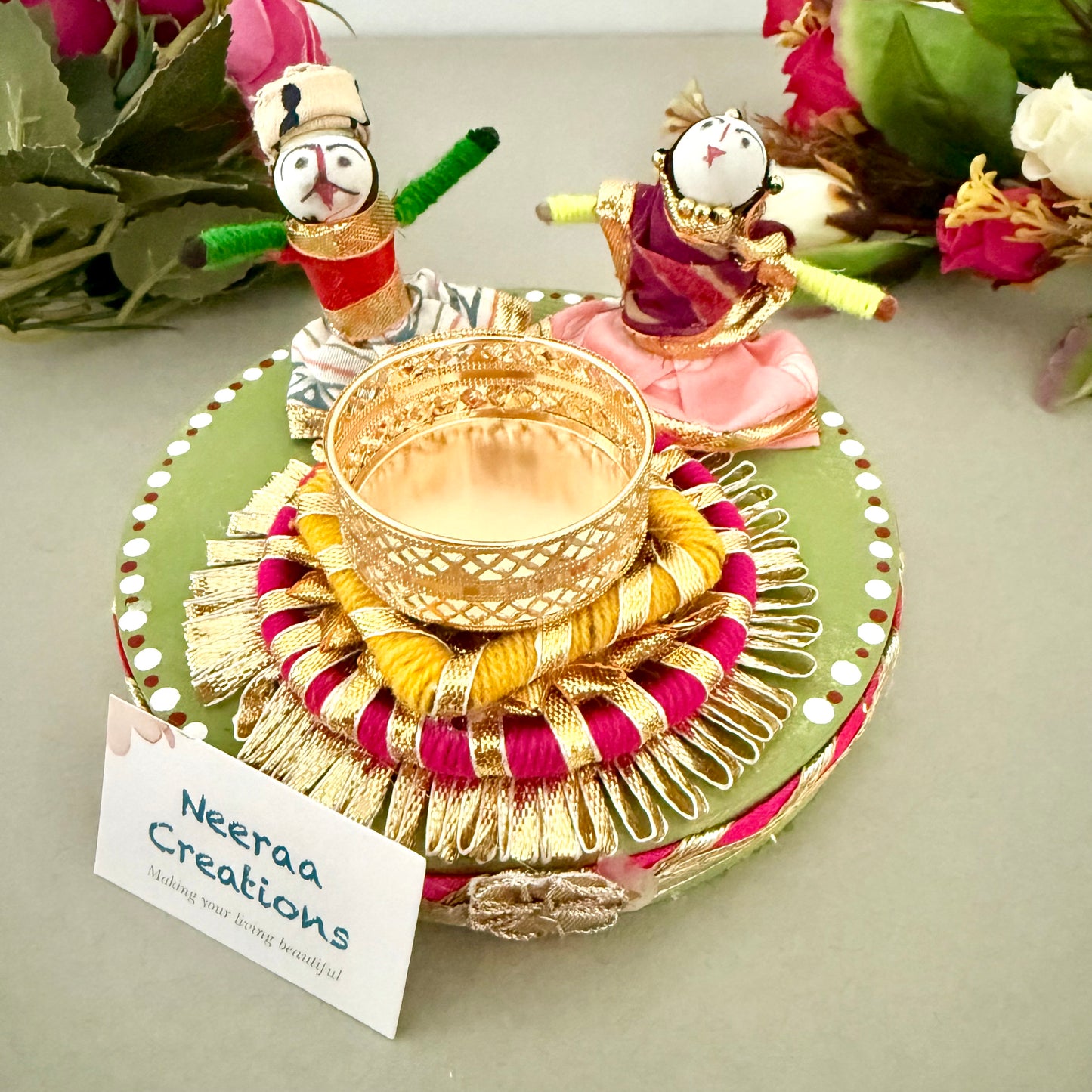 Puppet couple Tea light holder